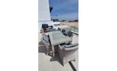 Herverkoop - Villa -
Orihuela - Entre Naranjos Vistabella Golf