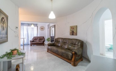 Revente - Villa -
Orihuela Costa - Villamartín