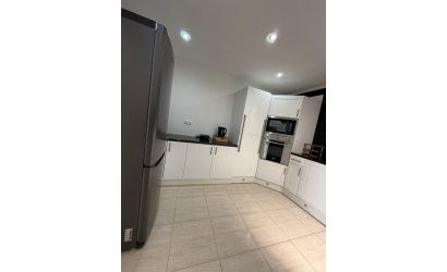 Herverkoop - Herenhuis -
Torrevieja - La Siesta