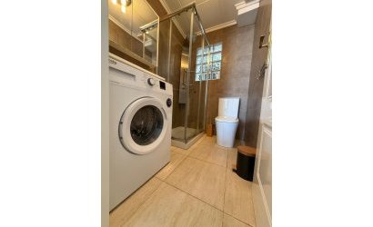 Herverkoop - Herenhuis -
Torrevieja - La Siesta