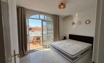 Herverkoop - Herenhuis -
Torrevieja - La Siesta