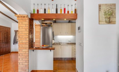 Herverkoop - Villa -
Orihuela - Inland