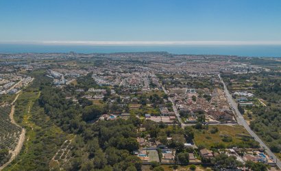 Herverkoop - Villa -
Orihuela - Inland