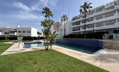 Herverkoop - Apartment -
Orihuela Costa - Villamartín