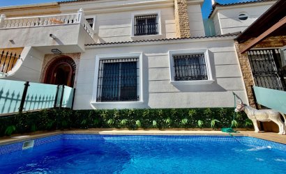 Herverkoop - Semi Detached -
Orihuela Costa - La Zenia
