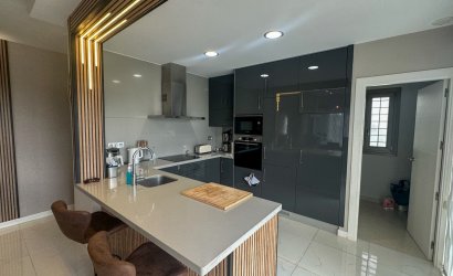 Herverkoop - Villa -
Orihuela Costa - Costa Blanca