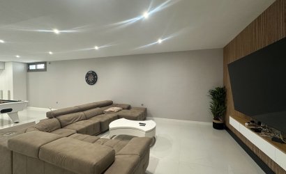 Herverkoop - Villa -
Orihuela Costa - Costa Blanca