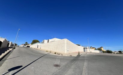 Herverkoop - Villa -
Orihuela Costa - Costa Blanca