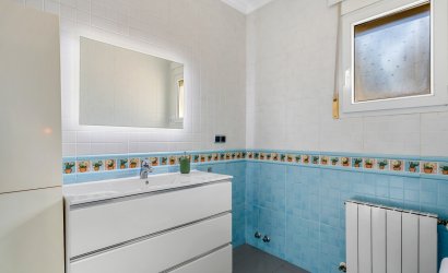 Resale - Villa -
Ciudad De Las Comunicaciones - Costa Blanca
