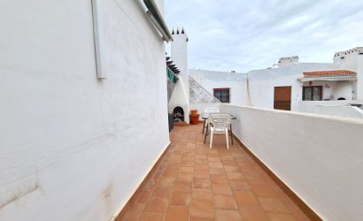 Herverkoop - Town House -
La Duquesa - Costa del Sol