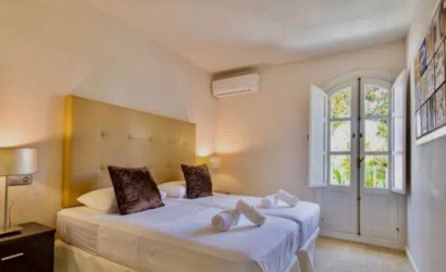 Resale - Town House -
Marbella - Costa del Sol
