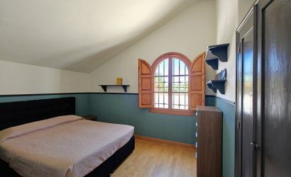 Herverkoop - Villa -
Elche