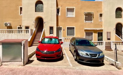 Resale - Bungalow -
Torrevieja - Torreblanca