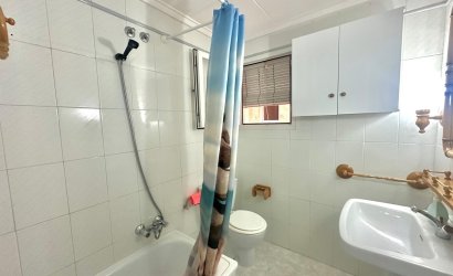 Herverkoop - Apartment -
Torrevieja - Centro