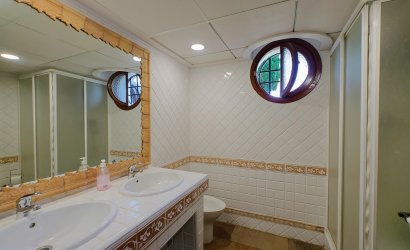 Herverkoop - Villa -
Elche