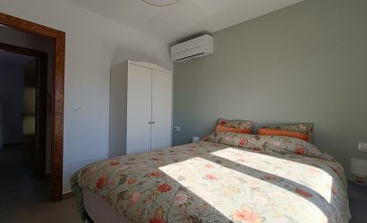 Resale - Villa -
Pilar de la Horadada - Pinar de Campoverde