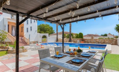 Resale - Villa -
Pinar de Campoverde - Costa Blanca