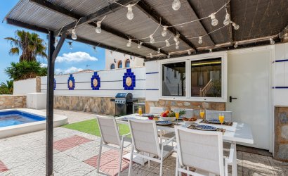 Resale - Villa -
Pinar de Campoverde - Costa Blanca