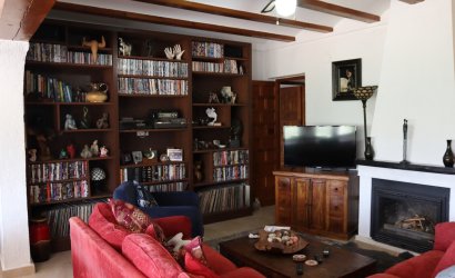 Revente - Villa -
Orba - Inland