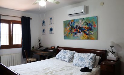 Revente - Villa -
Orba - Inland