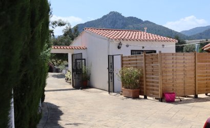 Revente - Villa -
Orba - Inland