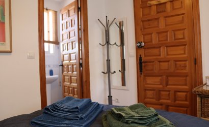 Revente - Villa -
Orba - Inland