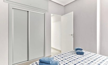 Revente - Apartment -
Torrevieja - Centro