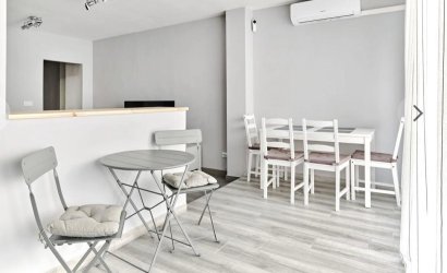 Revente - Apartment -
Torrevieja - Centro