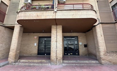 Revente - Apartment -
Torrevieja - Centro