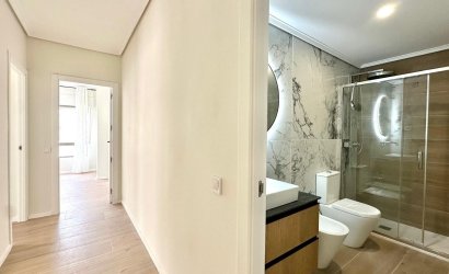 Revente - Apartment -
Torrevieja - Centro