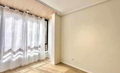Revente - Apartment -
Torrevieja - Centro