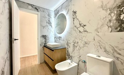 Revente - Apartment -
Torrevieja - Centro