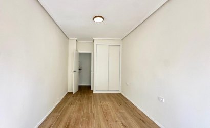 Revente - Apartment -
Torrevieja - Centro