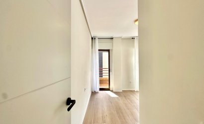 Revente - Apartment -
Torrevieja - Centro