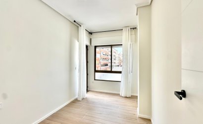 Revente - Apartment -
Torrevieja - Centro