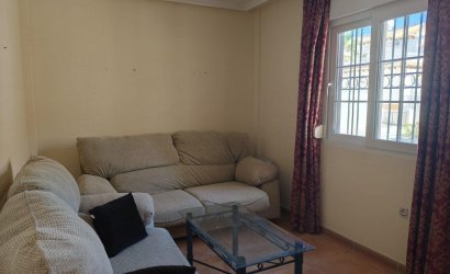 Herverkoop - Town House -
Orihuela Costa - La Florida
