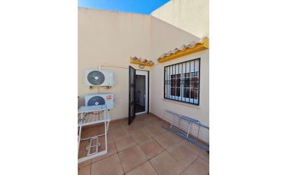 Herverkoop - Town House -
Orihuela Costa - La Florida