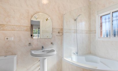 Reventa - Villa -
Ciudad Quesada - Doña Pepa