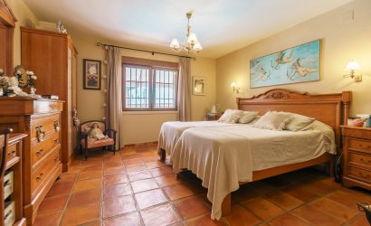 Herverkoop - Villa -
La Nucía