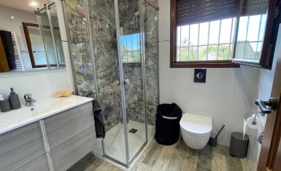 Herverkoop - Villa -
La Nucía