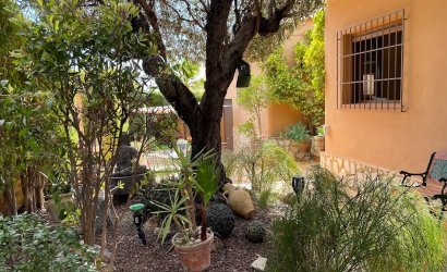 Herverkoop - Villa -
La Nucía