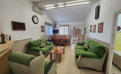 Herverkoop - Country House -
Villena