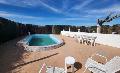 Herverkoop - Country House -
Villena