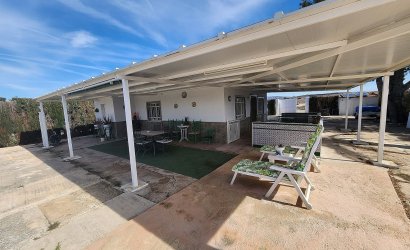 Herverkoop - Country House -
Villena