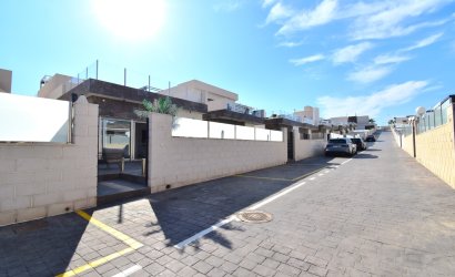 Revente - Villa -
Orihuela Costa - Villamartín