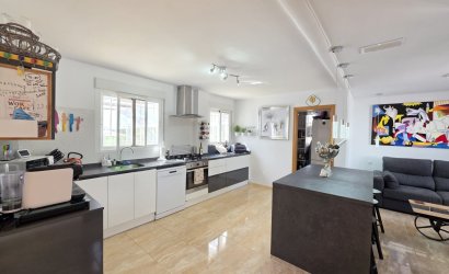 Revente - Villa -
Pinoso - Inland