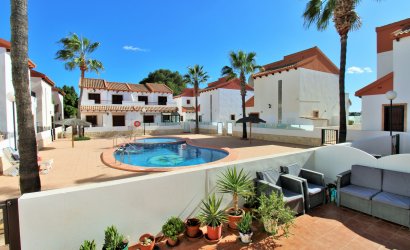 Reventa - Villa -
Villamartín - PAU 8