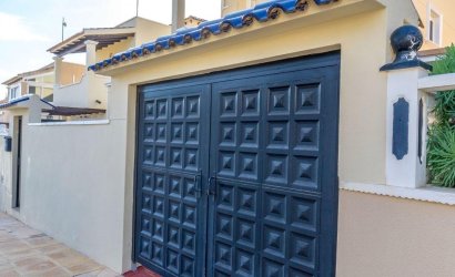 Resale - Villa -
Orihuela Costa - Costa Blanca