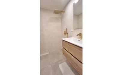 Herverkoop - Apartment -
Torrevieja - Acequion