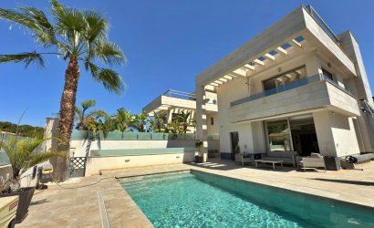 Herverkoop - Villa -
Orihuela Costa - Villamartín